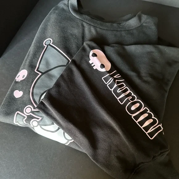 Kuromi black long sleeve sweatshirt size large 🩷 - Picture 5 of 5